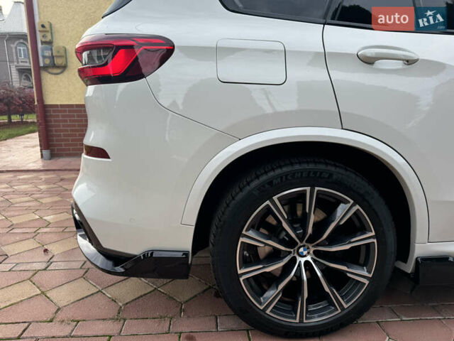 Білий БМВ Х5, об'ємом двигуна 3 л та пробігом 124 тис. км за 53900 $, фото 4 на Automoto.ua