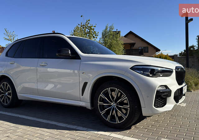Белый БМВ Х5, объемом двигателя 2.99 л и пробегом 135 тыс. км за 61900 $, фото 6 на Automoto.ua