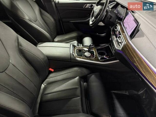 Білий БМВ Х5, об'ємом двигуна 3 л та пробігом 65 тис. км за 22600 $, фото 41 на Automoto.ua