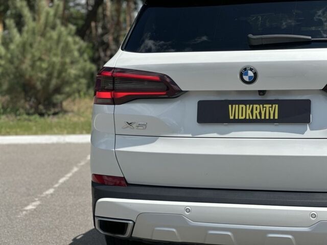 Белый БМВ Х5, объемом двигателя 3 л и пробегом 51 тыс. км за 49300 $, фото 10 на Automoto.ua
