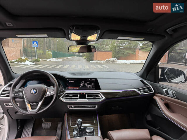 Белый БМВ Х5, объемом двигателя 3 л и пробегом 125 тыс. км за 51000 $, фото 20 на Automoto.ua