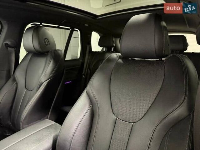 Білий БМВ Х5, об'ємом двигуна 3 л та пробігом 65 тис. км за 22600 $, фото 17 на Automoto.ua