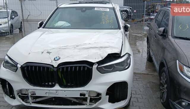 Білий БМВ Х5, об'ємом двигуна 3 л та пробігом 120 тис. км за 29500 $, фото 1 на Automoto.ua