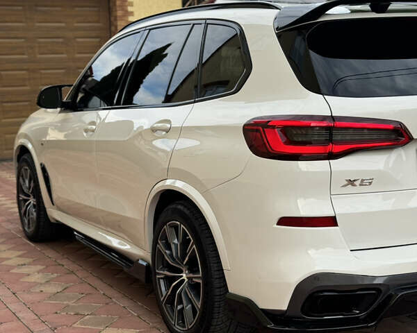 Білий БМВ Х5, об'ємом двигуна 3 л та пробігом 124 тис. км за 53900 $, фото 2 на Automoto.ua