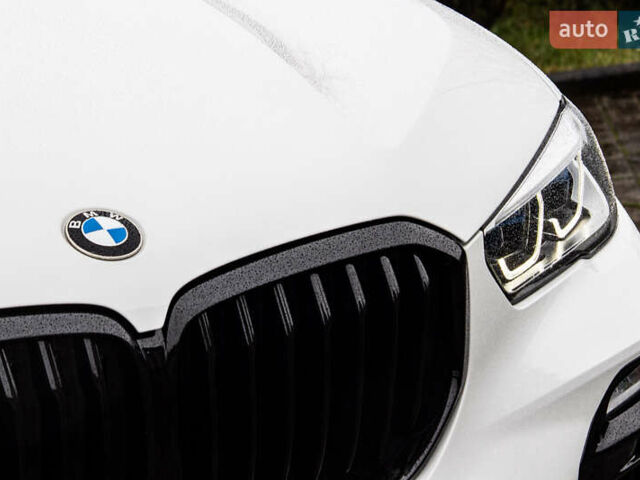 Белый БМВ Х5, объемом двигателя 4.4 л и пробегом 118 тыс. км за 57000 $, фото 57 на Automoto.ua