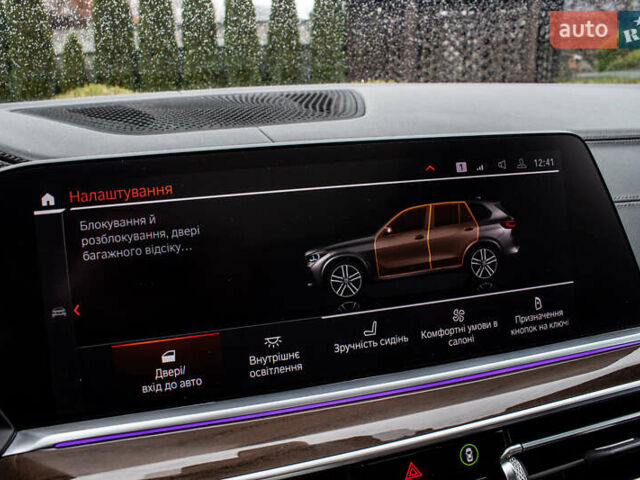 Белый БМВ Х5, объемом двигателя 4.4 л и пробегом 118 тыс. км за 57000 $, фото 75 на Automoto.ua