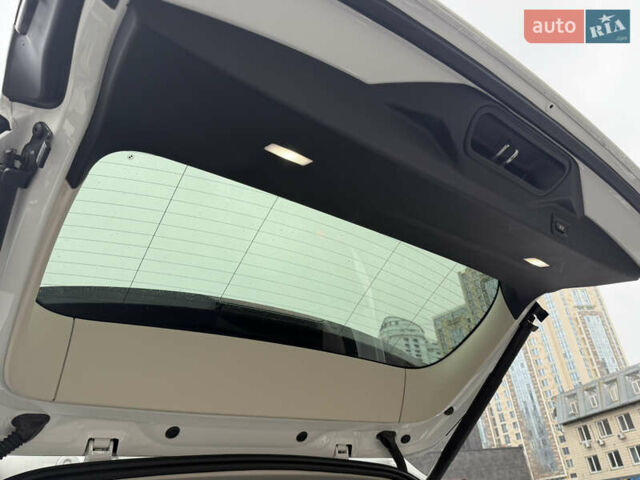 Белый БМВ Х5, объемом двигателя 2 л и пробегом 68 тыс. км за 56500 $, фото 39 на Automoto.ua