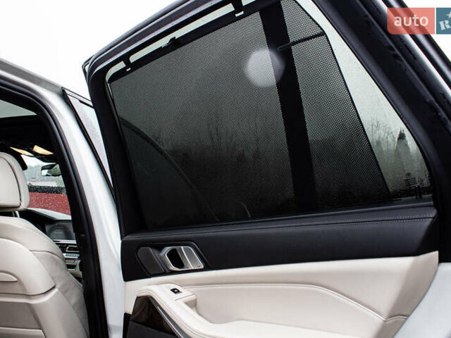 Белый БМВ Х5, объемом двигателя 4.4 л и пробегом 118 тыс. км за 57000 $, фото 54 на Automoto.ua