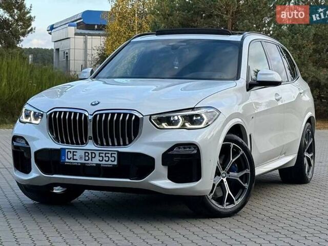 Белый БМВ Х5, объемом двигателя 3 л и пробегом 130 тыс. км за 58700 $, фото 11 на Automoto.ua