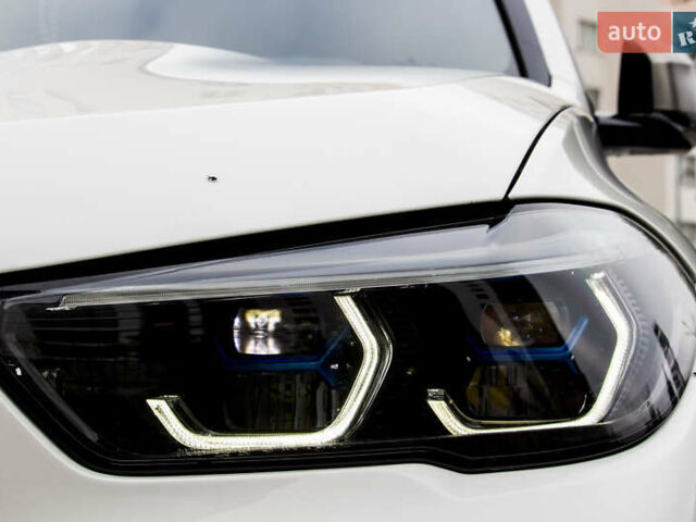 Белый БМВ Х5, объемом двигателя 4.39 л и пробегом 78 тыс. км за 68000 $, фото 23 на Automoto.ua