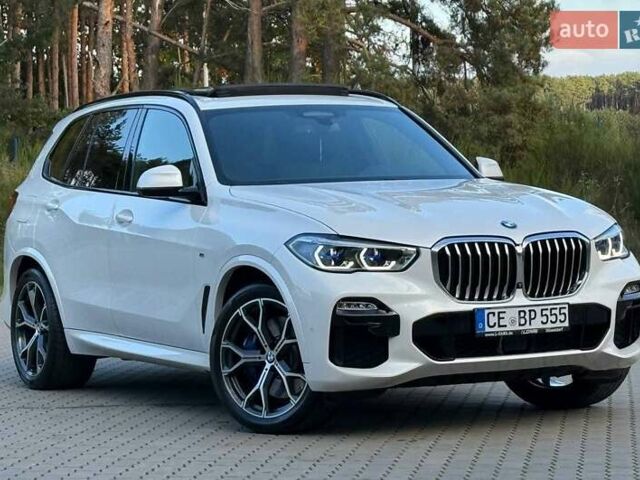 Белый БМВ Х5, объемом двигателя 3 л и пробегом 130 тыс. км за 58700 $, фото 17 на Automoto.ua