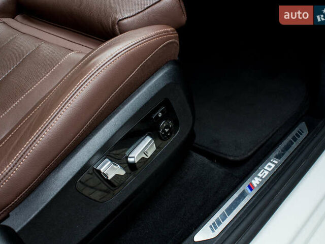 Белый БМВ Х5, объемом двигателя 4.39 л и пробегом 78 тыс. км за 68000 $, фото 68 на Automoto.ua