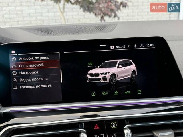 Белый БМВ Х5, объемом двигателя 3 л и пробегом 130 тыс. км за 58700 $, фото 70 на Automoto.ua