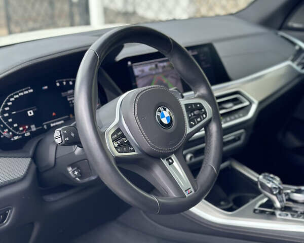 Белый БМВ Х5, объемом двигателя 3 л и пробегом 20 тыс. км за 68500 $, фото 15 на Automoto.ua