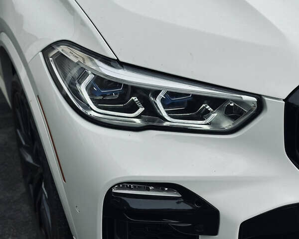 Белый БМВ Х5, объемом двигателя 3 л и пробегом 20 тыс. км за 68500 $, фото 12 на Automoto.ua