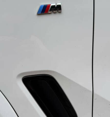 Белый БМВ Х5, объемом двигателя 2.99 л и пробегом 70 тыс. км за 65000 $, фото 2 на Automoto.ua