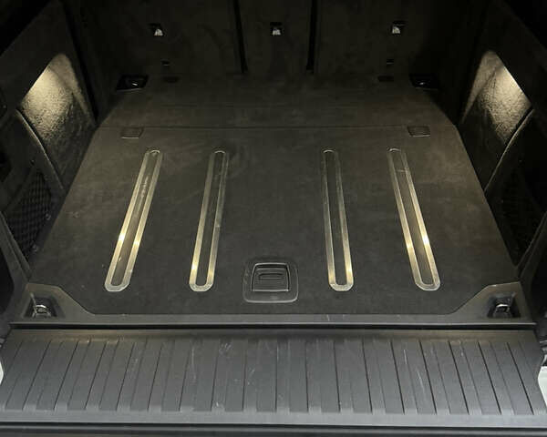 Белый БМВ Х5, объемом двигателя 3 л и пробегом 123 тыс. км за 55000 $, фото 22 на Automoto.ua