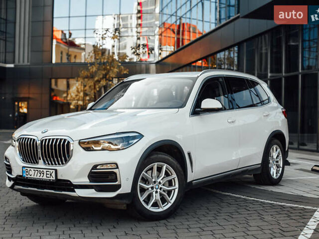 Білий БМВ Х5, об'ємом двигуна 2 л та пробігом 79 тис. км за 49000 $, фото 10 на Automoto.ua