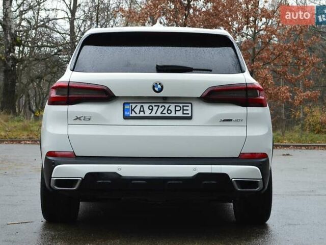 Белый БМВ Х5, объемом двигателя 3 л и пробегом 117 тыс. км за 56000 $, фото 6 на Automoto.ua