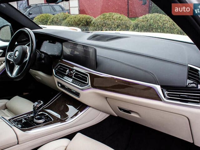 Белый БМВ Х5, объемом двигателя 4.4 л и пробегом 118 тыс. км за 57000 $, фото 53 на Automoto.ua