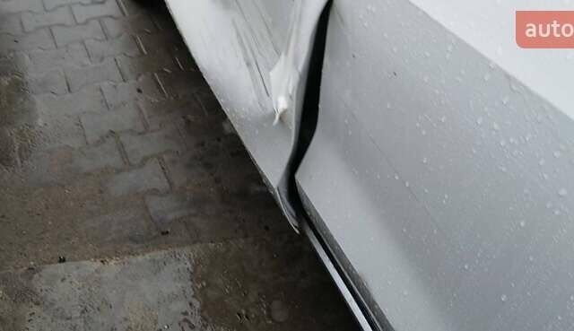 Білий БМВ Х5, об'ємом двигуна 3 л та пробігом 120 тис. км за 29500 $, фото 13 на Automoto.ua