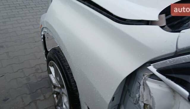 Білий БМВ Х5, об'ємом двигуна 3 л та пробігом 120 тис. км за 29500 $, фото 16 на Automoto.ua