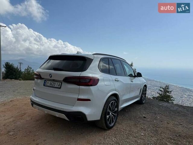 Белый БМВ Х5, объемом двигателя 2.99 л и пробегом 41 тыс. км за 74000 $, фото 4 на Automoto.ua