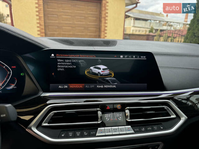 Белый БМВ Х5, объемом двигателя 3 л и пробегом 124 тыс. км за 49000 $, фото 51 на Automoto.ua