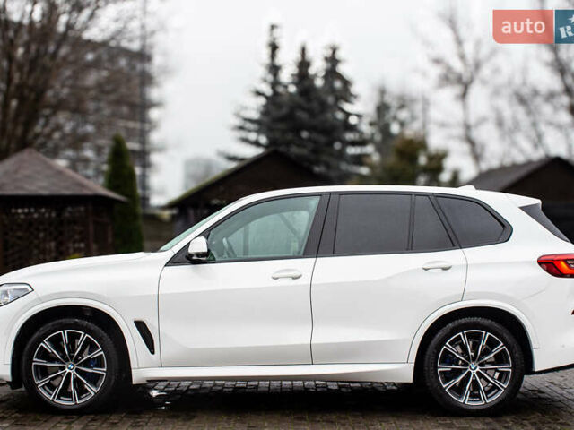 Белый БМВ Х5, объемом двигателя 4.4 л и пробегом 118 тыс. км за 57000 $, фото 9 на Automoto.ua
