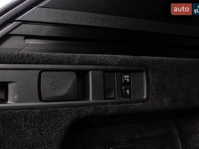 Белый БМВ Х5, объемом двигателя 4.4 л и пробегом 118 тыс. км за 57000 $, фото 82 на Automoto.ua