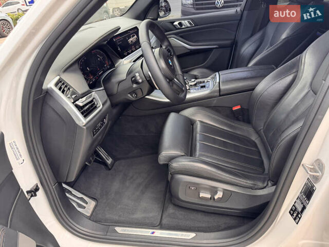 Белый БМВ Х5, объемом двигателя 2.99 л и пробегом 135 тыс. км за 61900 $, фото 16 на Automoto.ua