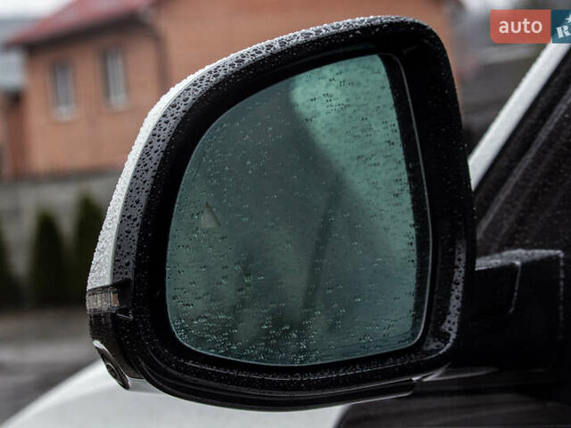 Белый БМВ Х5, объемом двигателя 4.4 л и пробегом 118 тыс. км за 57000 $, фото 38 на Automoto.ua