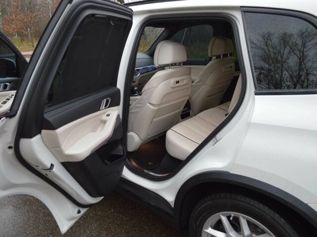 Белый БМВ Х5, объемом двигателя 3 л и пробегом 117 тыс. км за 56000 $, фото 22 на Automoto.ua