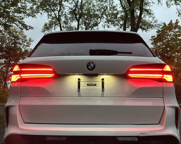 Белый БМВ Х5, объемом двигателя 3 л и пробегом 123 тыс. км за 55000 $, фото 6 на Automoto.ua