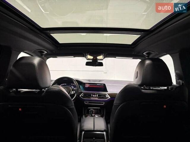 Білий БМВ Х5, об'ємом двигуна 3 л та пробігом 65 тис. км за 22600 $, фото 38 на Automoto.ua