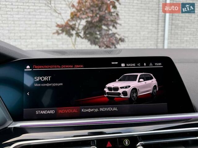 Белый БМВ Х5, объемом двигателя 3 л и пробегом 130 тыс. км за 58700 $, фото 73 на Automoto.ua