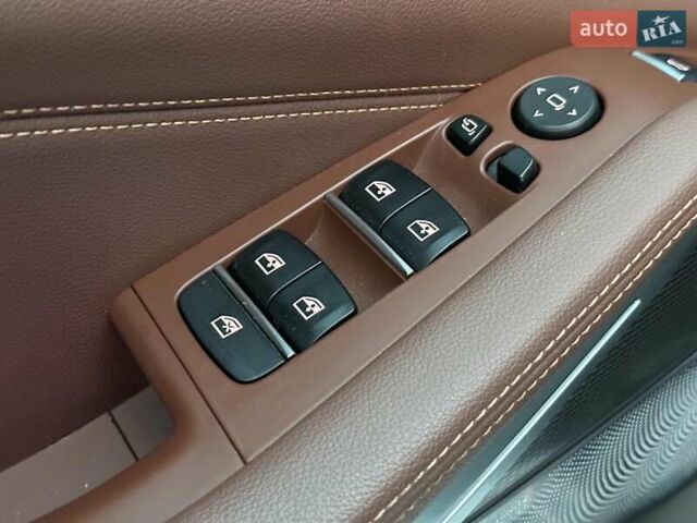 Белый БМВ Х5, объемом двигателя 3 л и пробегом 80 тыс. км за 55980 $, фото 9 на Automoto.ua