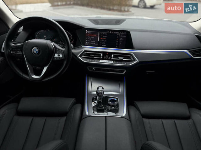 Білий БМВ Х5, об'ємом двигуна 2 л та пробігом 57 тис. км за 61000 $, фото 8 на Automoto.ua