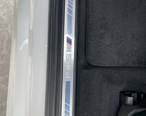 Белый БМВ Х5, объемом двигателя 2.99 л и пробегом 89 тыс. км за 82000 $, фото 45 на Automoto.ua