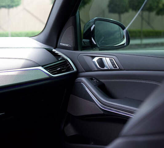 Белый БМВ Х5, объемом двигателя 2.99 л и пробегом 70 тыс. км за 65000 $, фото 6 на Automoto.ua