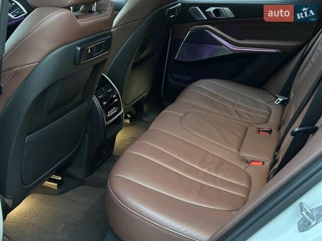 Белый БМВ Х5, объемом двигателя 3 л и пробегом 80 тыс. км за 55980 $, фото 16 на Automoto.ua