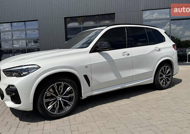 Белый БМВ Х5, объемом двигателя 2.99 л и пробегом 133 тыс. км за 62900 $, фото 1 на Automoto.ua