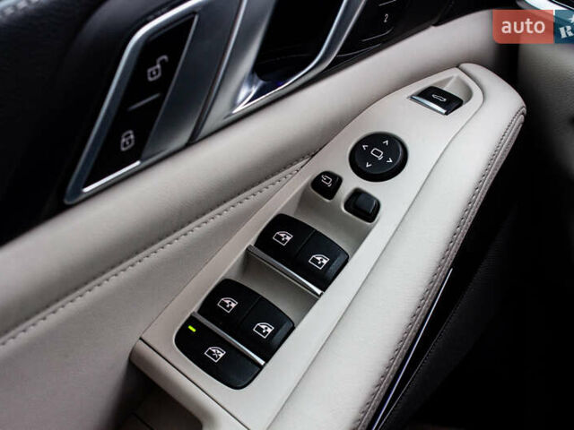 Белый БМВ Х5, объемом двигателя 4.4 л и пробегом 118 тыс. км за 57000 $, фото 78 на Automoto.ua