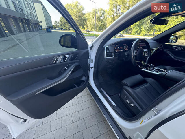 Белый БМВ Х5, объемом двигателя 0 л и пробегом 63 тыс. км за 44500 $, фото 10 на Automoto.ua