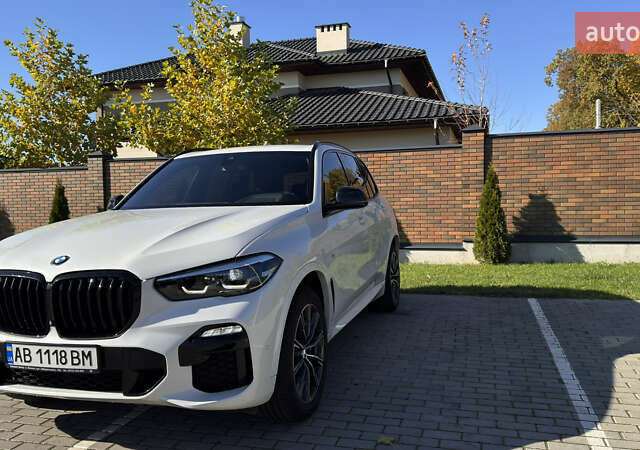 Белый БМВ Х5, объемом двигателя 2.99 л и пробегом 135 тыс. км за 61900 $, фото 1 на Automoto.ua