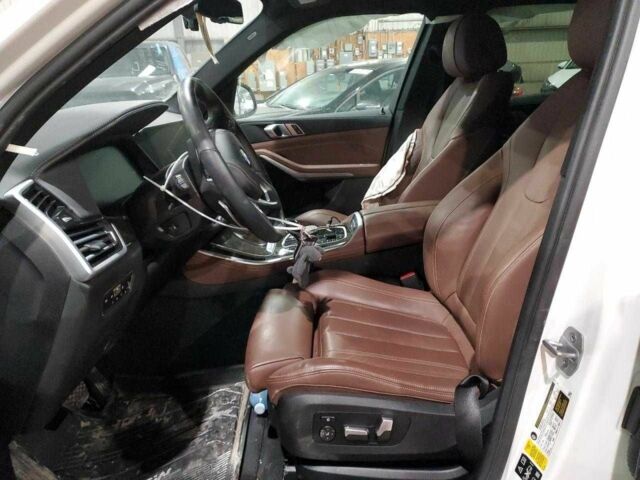 Белый БМВ Х5, объемом двигателя 3 л и пробегом 27 тыс. км за 40900 $, фото 6 на Automoto.ua