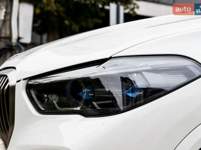 Белый БМВ Х5, объемом двигателя 4.39 л и пробегом 78 тыс. км за 68000 $, фото 14 на Automoto.ua