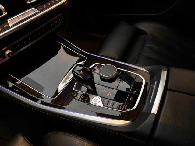 Білий БМВ Х5, об'ємом двигуна 2 л та пробігом 67 тис. км за 31000 $, фото 12 на Automoto.ua