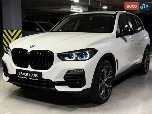 Білий БМВ Х5, об'ємом двигуна 2 л та пробігом 68 тис. км за 54500 $, фото 6 на Automoto.ua
