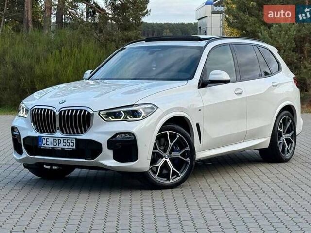 Белый БМВ Х5, объемом двигателя 3 л и пробегом 130 тыс. км за 58700 $, фото 5 на Automoto.ua